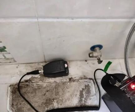 海珠屋顶漏水维修公司分享下卫生间漏水的危害及解决方法