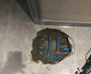 海珠阳台漏水维修公司分享下暖气管道漏水的原因有哪些